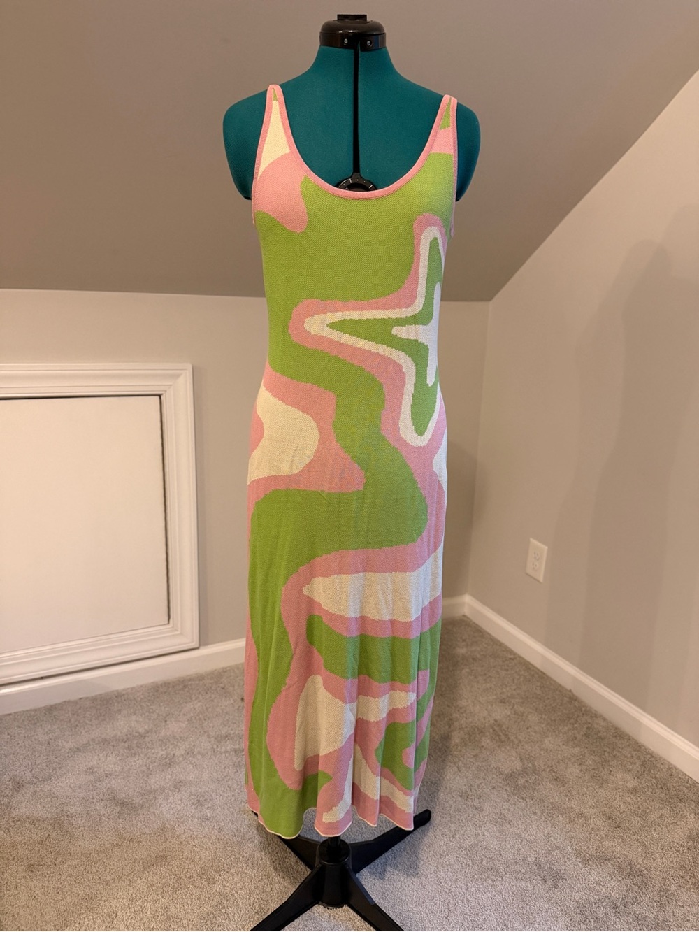 vestique Pink, Green & Cream Swirl Midi Dress